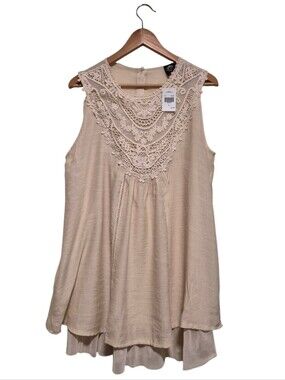 NWT Cal Style USA Cream Color Dress - Size Large